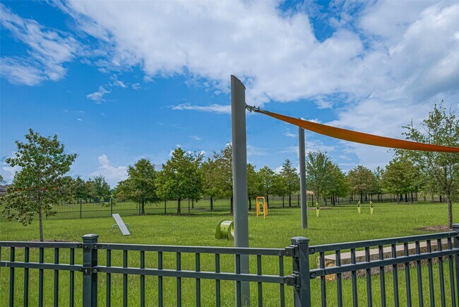Building Photo - 23611 Blackhaw Blossom Ln