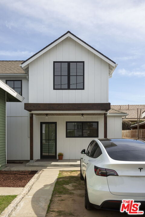 Building Photo - 424 N Avenue 64