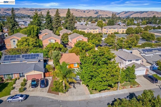 Building Photo - 4130 Wakefield Loop