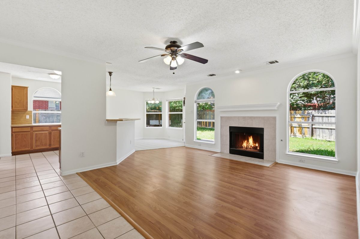 Building Photo - 2082 Sailmaker Ct