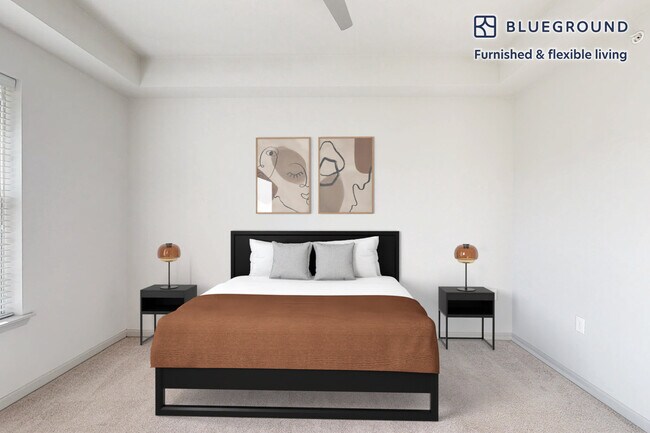 Building Photo - 1000 Lupine