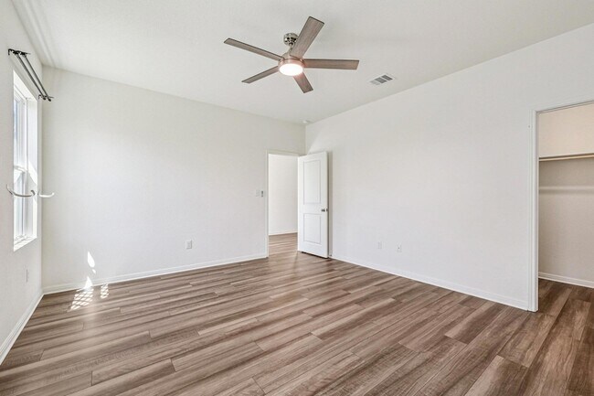 Building Photo - 191 Light Timber Rd