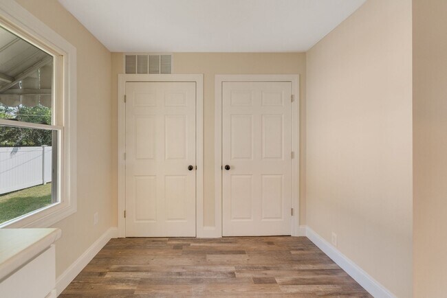 Building Photo - Newly Renovated Home For Rent NOW!!