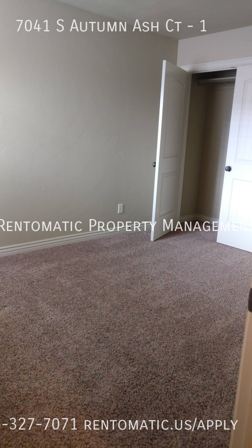 Building Photo - 7041 S 1520 W