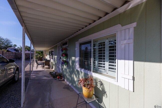 Building Photo - 13239 E 49th Dr