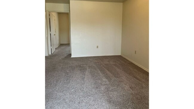 Building Photo - 1510 E Loop 304