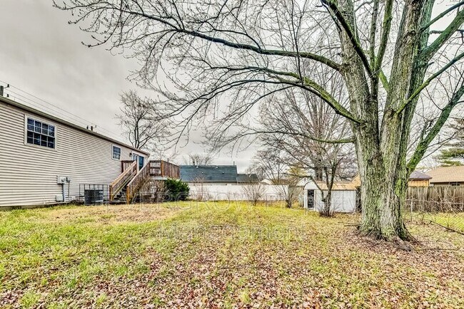 Building Photo - 5310 Shelbyville Rd