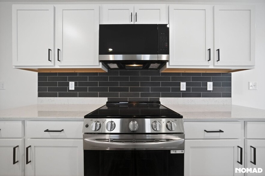 Building Photo - 2401 Brookville Dr