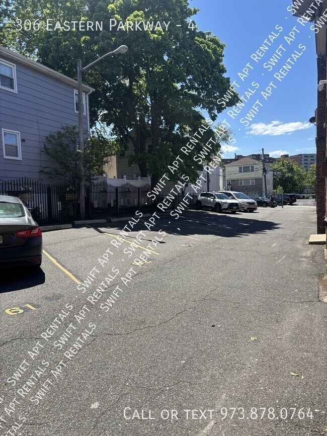 Building Photo - 306 Eastern Pkwy
