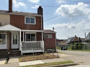 Building Photo - 14d Valley St
