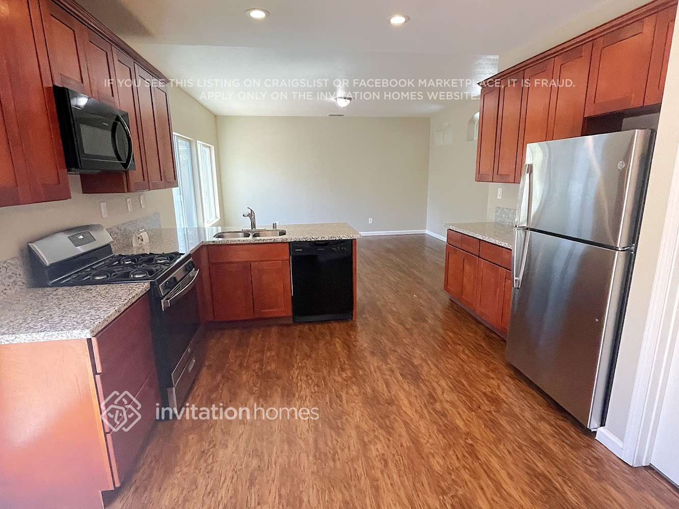 Building Photo - 316 Willow Glen Dr