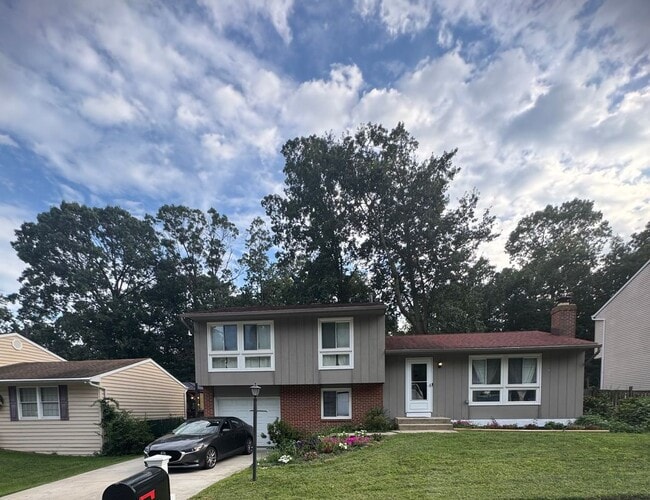 Primary Photo - 7940 Covington Ave