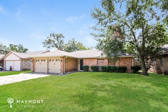 Building Photo - 5914 Fallengate Dr