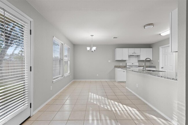 Building Photo - 3304 Kissman Dr