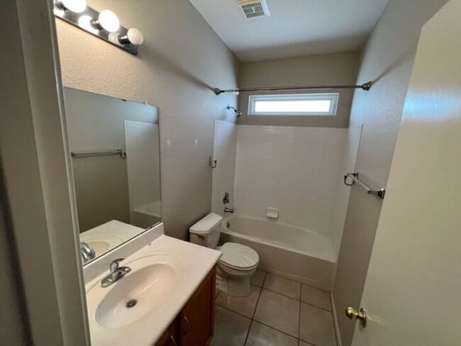 Building Photo - Bright 3BR NW Tucson Basecamp | Private Yard + 2-Car Garage