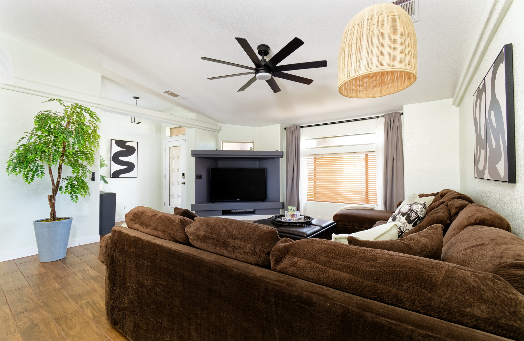 Living Room - 11333 Desert Trailways Ln