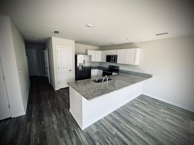 Building Photo - 58 Cool Breeze Lp