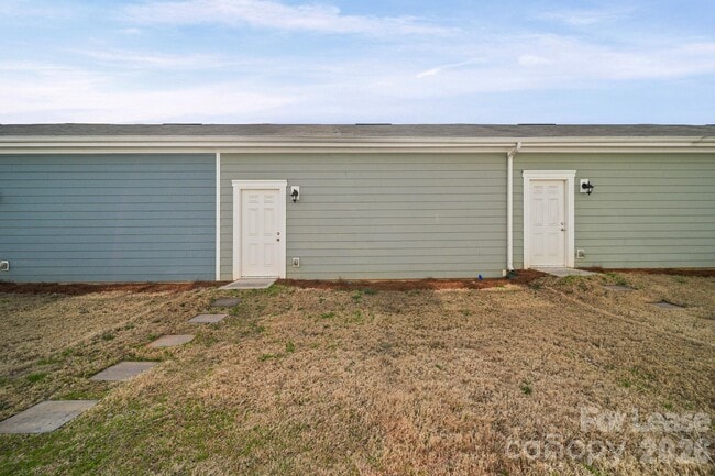 Building Photo - 410 Kenwood Vw