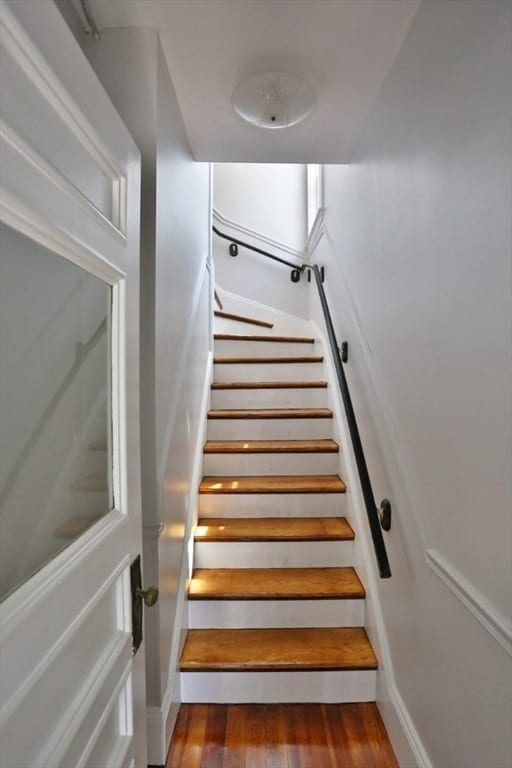 Building Photo - 73 Barnes Ave