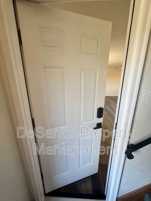 Building Photo - 229-231 Marylea Avenue