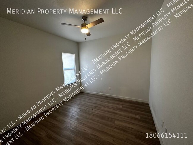 Building Photo - Two bedroom near TTU