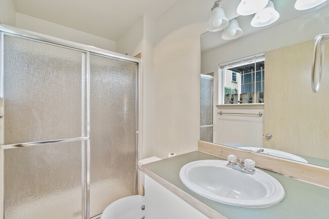 Building Photo - 8619 Delridge Way