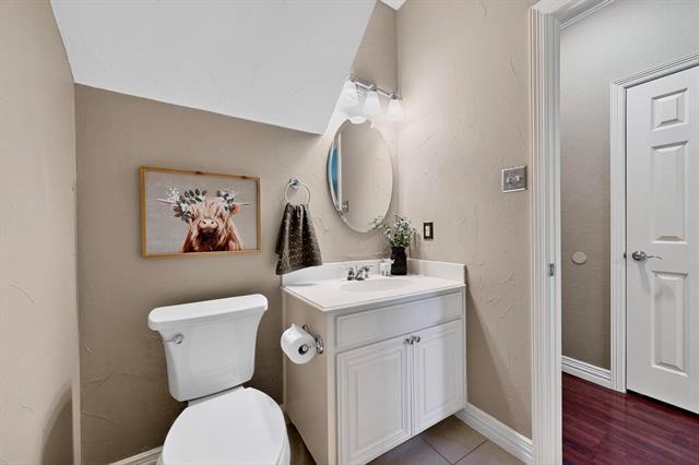 Building Photo - 2344 Southcourt Cir