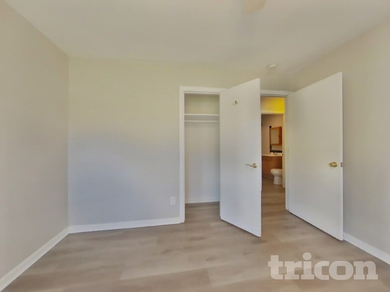 Building Photo - 9119 Memory Trail