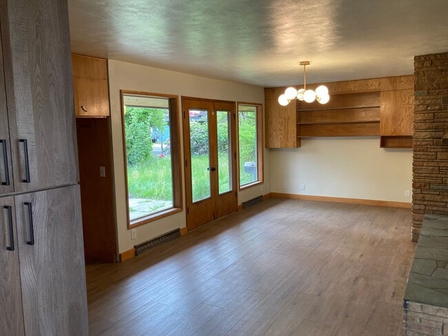 Building Photo - STATUS: AVAILABLE- | R274B | $2295