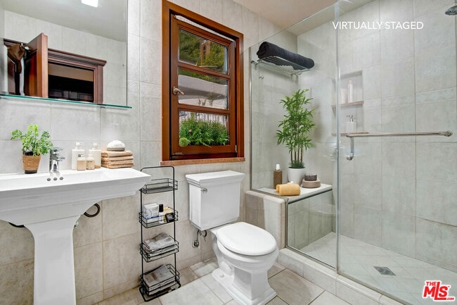 Building Photo - 6640 Whitley Terrace