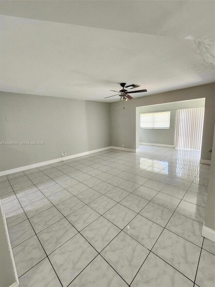 Building Photo - 7966 SW 7th Ct