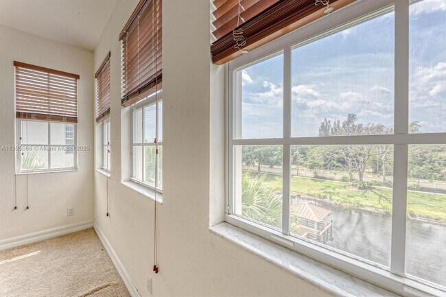 Building Photo - 1856 NW 9th St