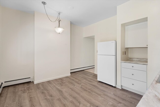 Building Photo - 1 Rosary Way