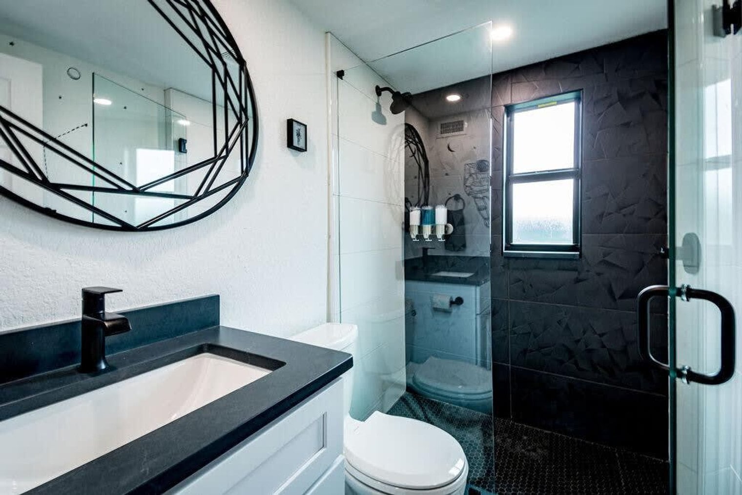 Building Photo - 400 S Atlantic Ave