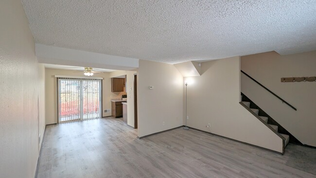 Building Photo - 1413 Kinsey Ave