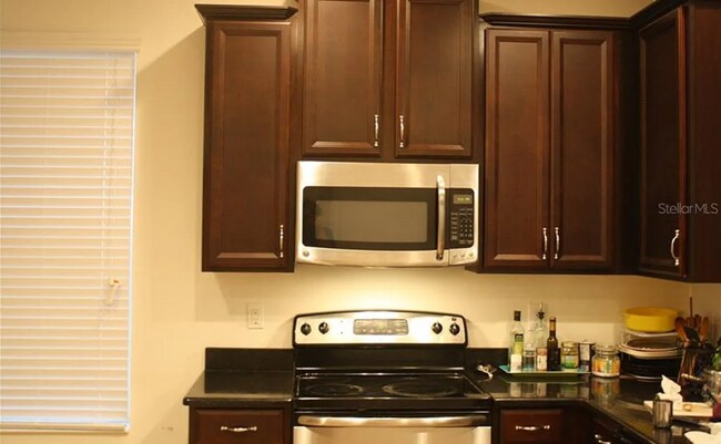 Building Photo - 8305 Deerland Bluff Ln