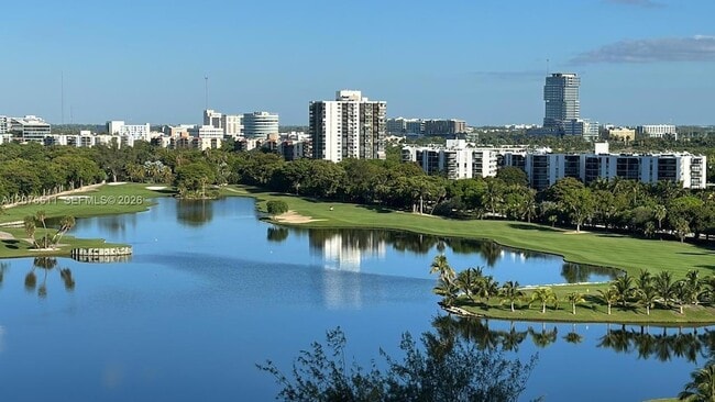 Building Photo - 20185 E Country Club Dr