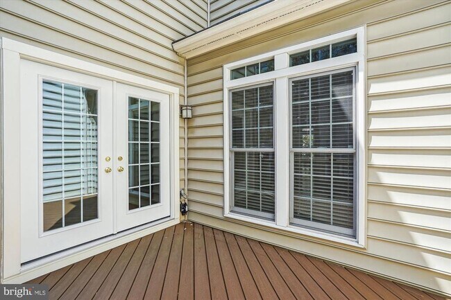 Building Photo - 4524 Fair Valley Dr