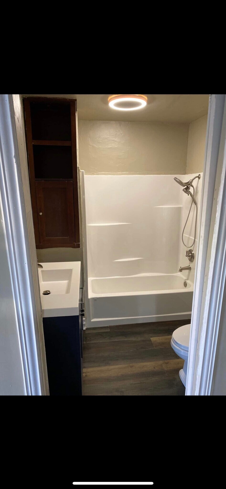 Building Photo - 2712 E Dominguez St