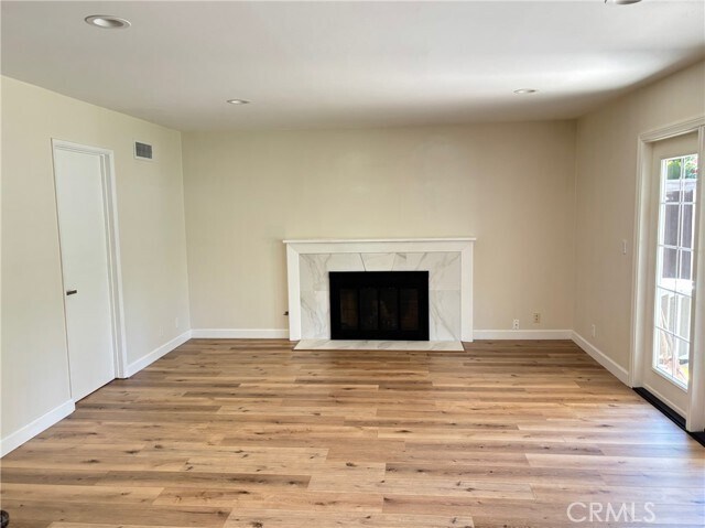 Building Photo - 14851 Devonshire Ave