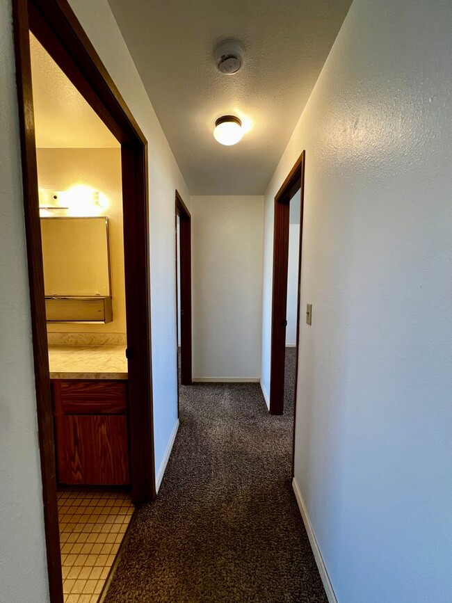 Building Photo - Non-Refundable & Security Deposit Total: $...