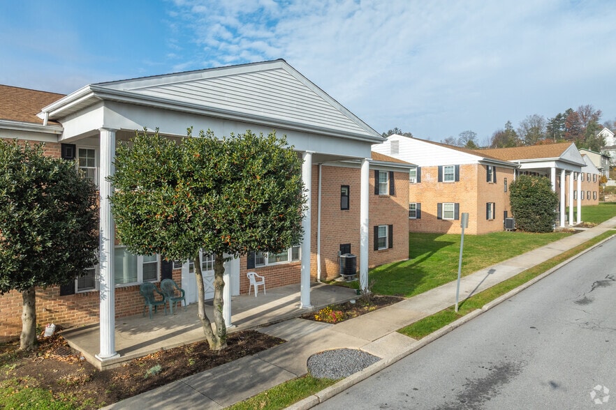 Building Photo - Preble Arms Apartments