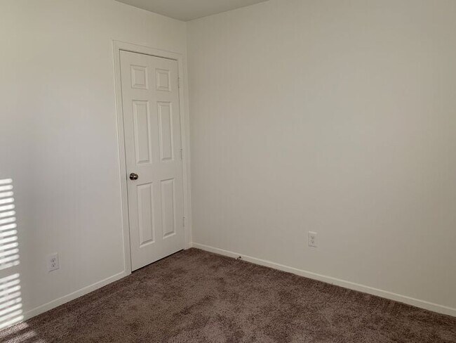Building Photo - FOUR BEDROOM | TWO BATHROOM