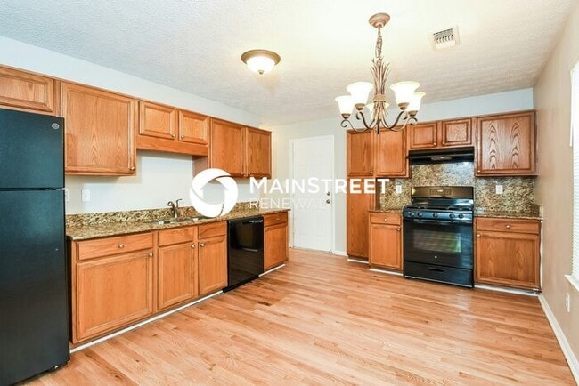 Building Photo - 4 Bedroom Pet-Friendly Home in Austell, GA...
