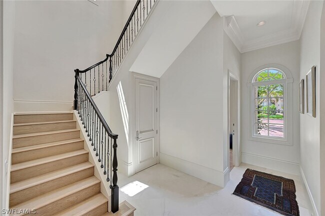 Building Photo - 2052 Isla Vista Ln