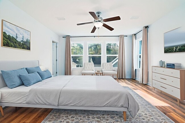 Building Photo - Your Calm Charleston Retreat!