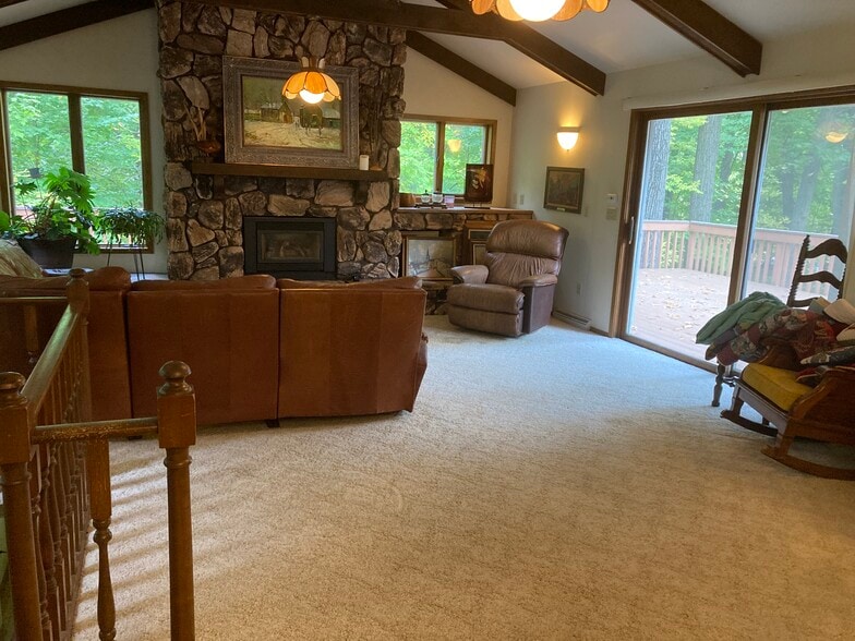 Building Photo - 3710 N Overland Rd