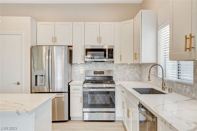 Building Photo - 1979 Joy View Ln