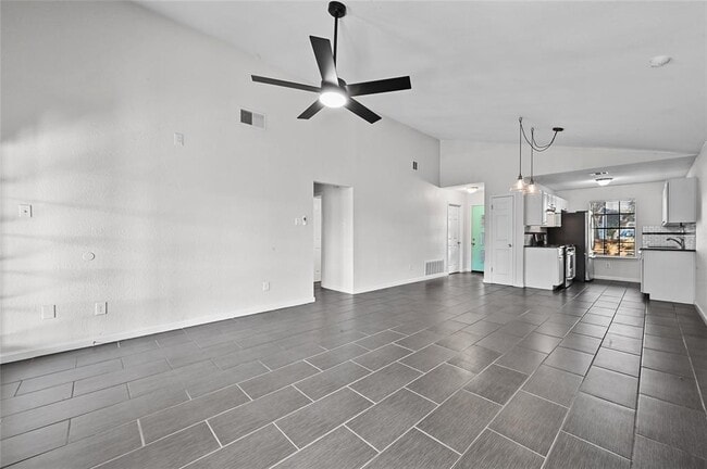 Building Photo - 8730 Birmingham Dr