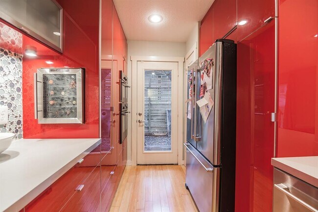 Building Photo - 3214 Clawson Rd